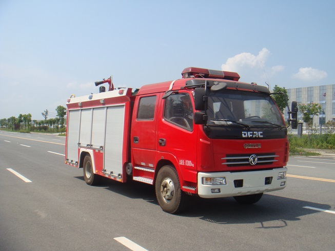 東風(fēng)D7水罐消防車(chē)(3.5噸)圖片