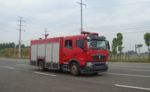 豪沃T5G森林消防車（5噸）