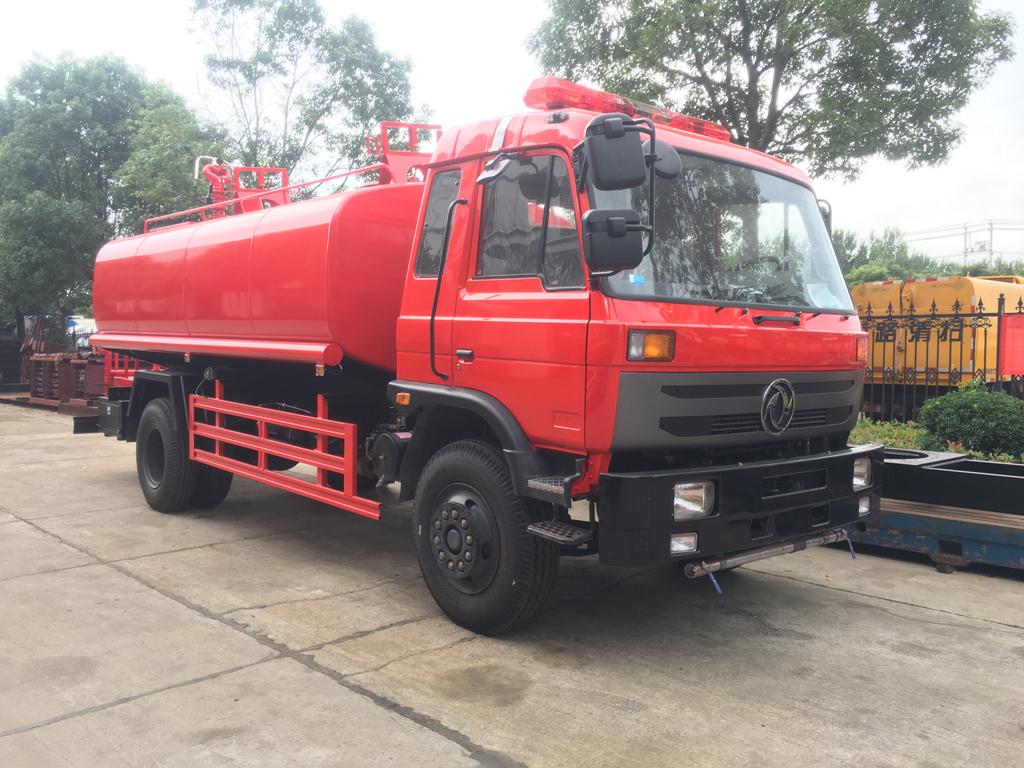 消防車(chē)射程為什么要比灑水車(chē)的遠(yuǎn)