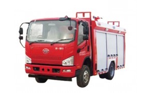 解放森林越野消防車圖片