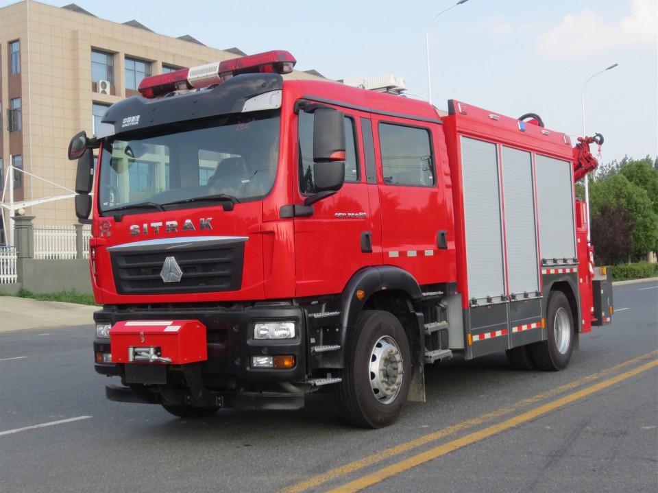 汕德卡搶險(xiǎn)救援消防車