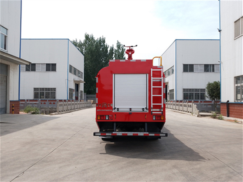 五十鈴水罐消防車(chē)(3.5噸)圖片